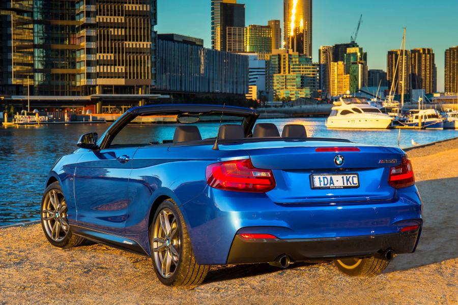 BMW M235i Convertible 2015 года  (AU) (фото 9 из 12)